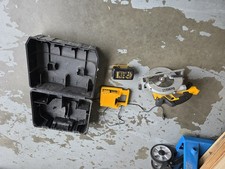 Dewalt handkreissäge mit akku - dewalt,
