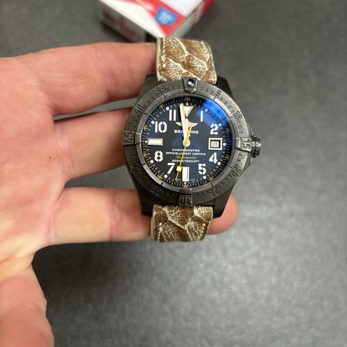 Breitling avenger ii - avenger,