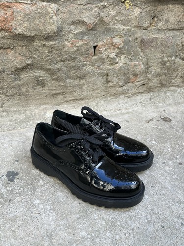 Prada patent leather - patent, laceup