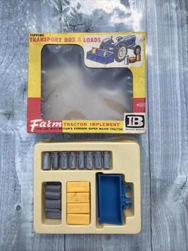 Britains farm ransomes tipping - britains,
