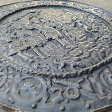 großes altes Gusseisernes Schild Heraldik Wappen Mittelalter LARP Reenactment Z 