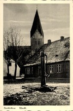 Ak Neubukow in Mecklenburg, Markt, Kirche, Wasserpumpe - 11358008