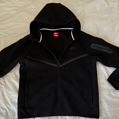 Nike tech fleece schwarz neu - tech,