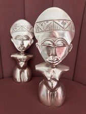 Zwei Skulpturen Wohndeko Silber Optik