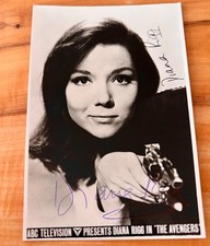 Diana Rigg 10x15 cm Signiertes