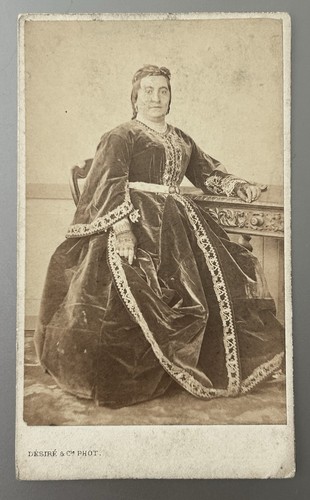 Frau aus kairo ägypten - aus,