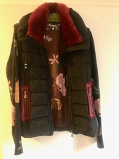 Desigual Damen 2-in-1 Jacke Weste mit  Strickärmeln pinkes Kunstfell ungetragen