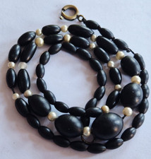 D0916- Trauerschmuck Collier - Jett / Gagat & Perlen -  Biedermeier Antikschmuck