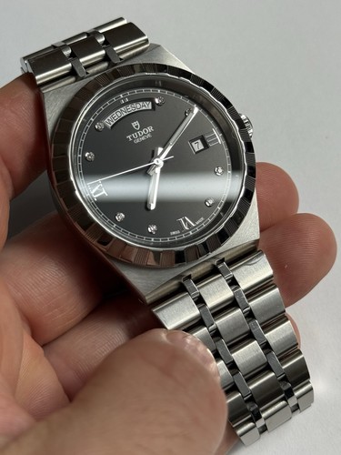 Tudor royal day - tudor, day-date