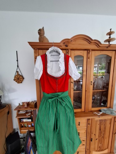 COUNTRYLINE,Dirndl,dreiteilig