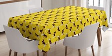 Hunde Tischdecke Fun Pet Charaktere auf Gelb
