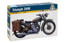 Italeri 7402 TRIUMPH 3HW 1:9