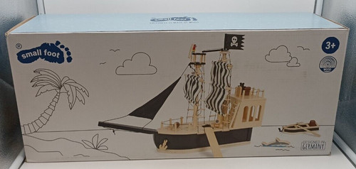 Small foot piratenschiff - small,