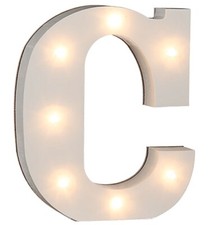 Buchstabe C, LEDs beleuchtet