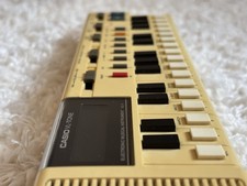 Casio VL-Tone VL-1 Synthesizer