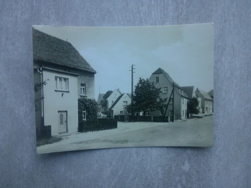 Pölzig straße neubauten - straße,