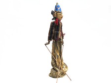 Wayang Golek Stabpuppe Indonesien handgeschnitz handgenäht auf Ständer 54 cm D