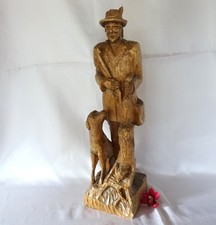 alte Holzfigur ca. 43,5 cm Holz Figur Schnitzerei Jäger / ev 676(8)