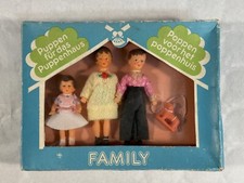 ARI-Puppen-Familie mit Hund, 70er Jahre, Original-Verpackung