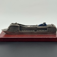 MSC Poesia Kreuzfahrtschiff Modell – Metall auf Holzsockel – Sammlerstück