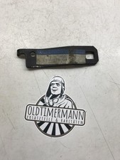 Halter links Stoßstange bei