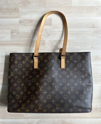 Louis vuitton monogram canvas - louis,