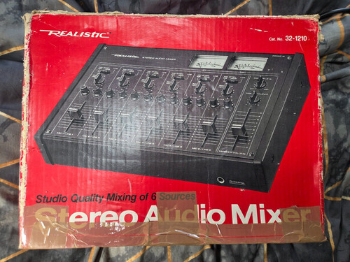 Vintage realistic stereo - stereo, audio