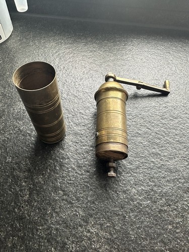 Alte verzierte messing - alte,