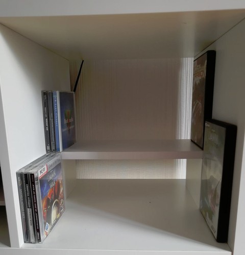 Der regaleinsatz für bücher - der,