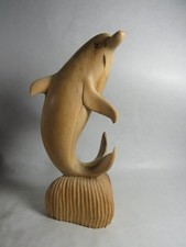 handgeschnitzte Delphin Figur