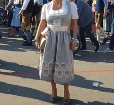 EXKLUSIVES HOCHWERTIGES DIRNDL