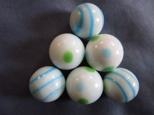 6 Murmeln Glas Alt Glaskugel 20mm Weiß Blau Grün Punkte Streifen Vintage Deko