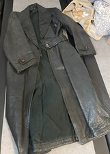 Schwerer Ledermantel Marke Bergfreund Herren