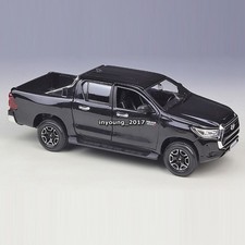 1/27 Toyota Hilux Pickup Truck
