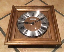 Gepflegte Wanduhr von Dugena