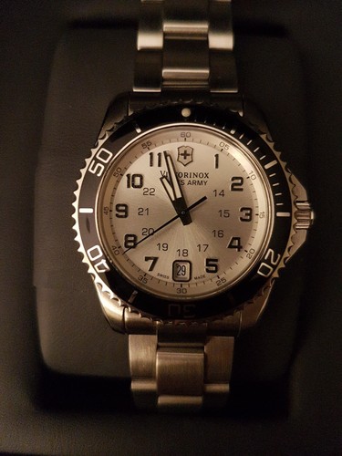 Victorinox swiss army - victorinox,