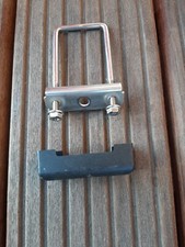 15-U-Bügel mit Kunststoff für Zaunpfosten 60 x 40 mm