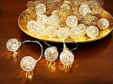 LED-Lichterkette 20 Kunststoff-Kugeln im hübschen Relief-Design    NEU  *