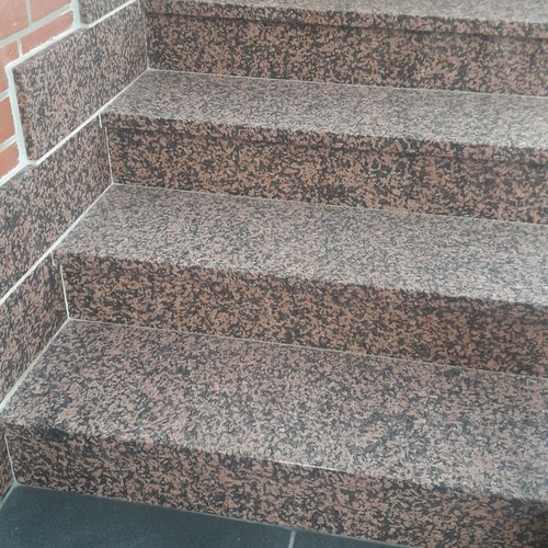 Tritt und setzstufe aussen - tritt-,