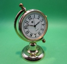 Miniatur Sammleruhr,  Globus, mit Ständer, 7x5 cm, Vollmetall, Uhrwerk defekt
