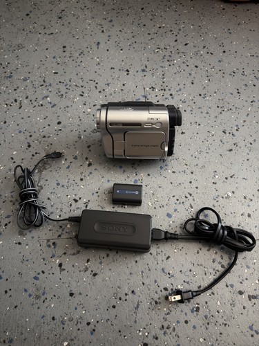 Sony handycam ccd - ccd-trv138, video
