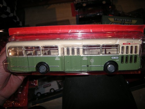 Ixo atlas edition bus - 1:43,