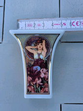 Goebel Miniaturvase mit Motiven von Alfons Mucha; Serie "Edelsteine"