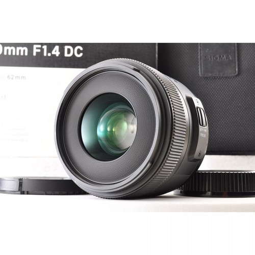 Neuwertig sigma f - mm, f/1.4