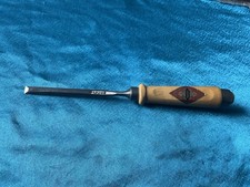 Bracht  Kirschen. Stechbeitel