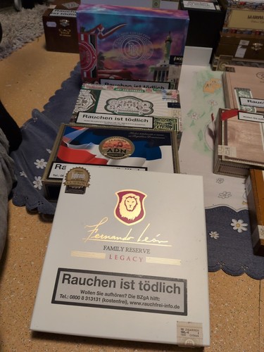 Markenlos zigarren kisten leer - markenlos,