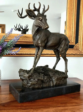 Bronzefigur Hirsch mit Geweih
