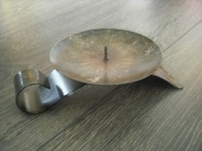 mittelalterlicher Kerzenhalter mit Nagel aus Messing/Kupfer handgeschmiedet