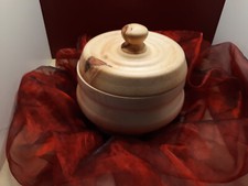 Vorratsdose aus Zirbenholz -