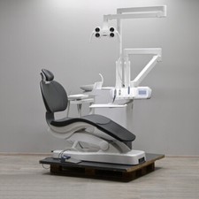 Sirona Intego Pro CS Behandlungseinheit Nassabsaugung neuwertiger Aussteller